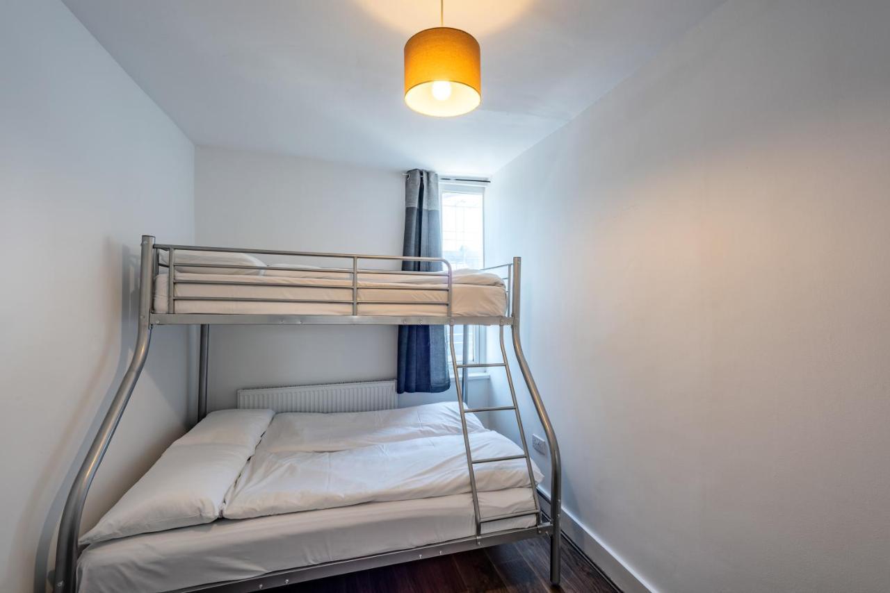 Mile End Beds Vandrarhem London Exteriör bild